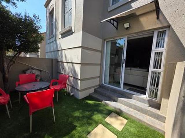 Townhouse for sale in Sandton, Gauteng