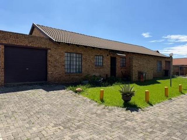 Townhouse for sale in Midvaal, Gauteng