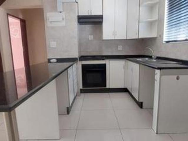 Townhouse for sale in Vosloorus, Gauteng