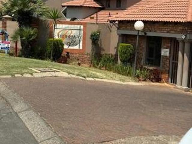 Townhouse for sale in Vosloorus, Gauteng