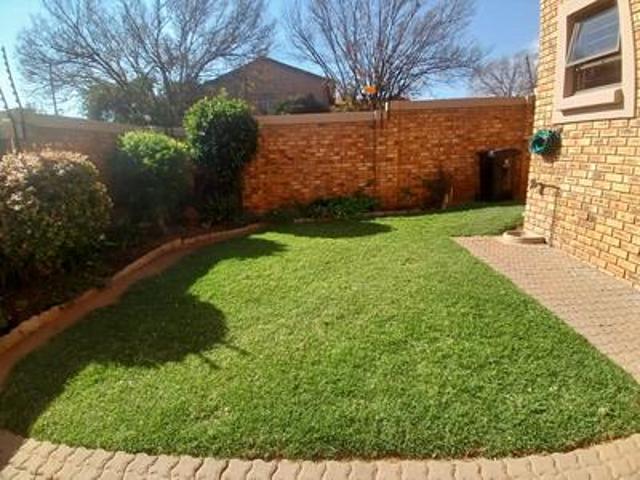 Townhouse for sale in Ekurhuleni, Gauteng