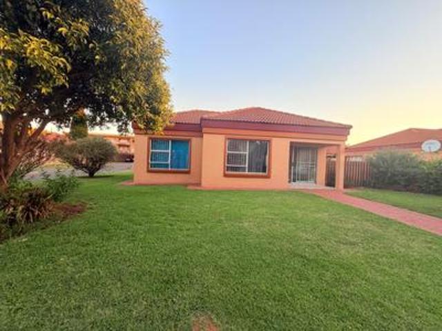 Townhouse for sale in Sedibeng, Gauteng