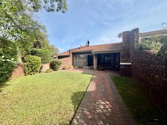 Townhouse for sale in Sedibeng, Gauteng