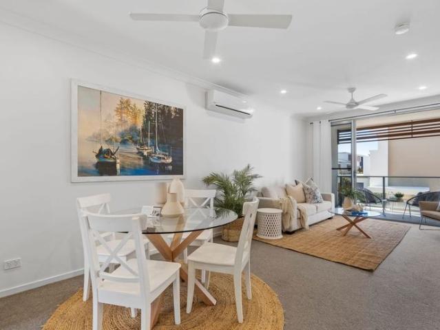 Townhouse for rent in Fernbrook, Queensland