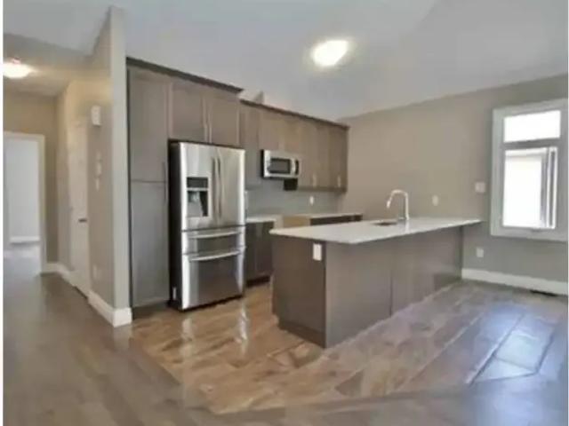 Townhouse for rent in Mulhurst Bay, Ontario