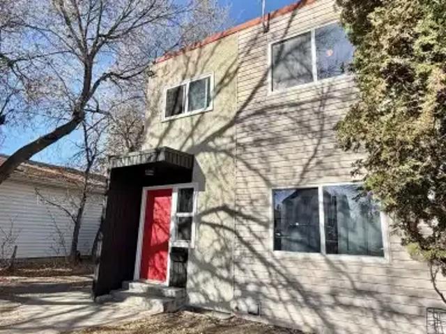 Townhouse for rent in Downtown, City of Red Deer