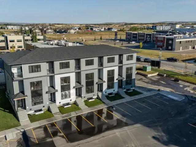 Townhouse for rent in Alberta
