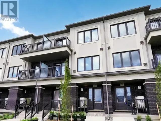 Townhouse for rent in Richmond Hill