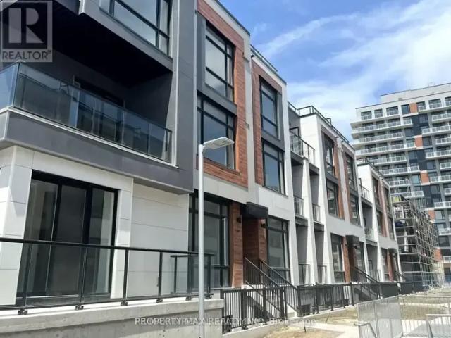 Townhouse for rent in Richmond Hill