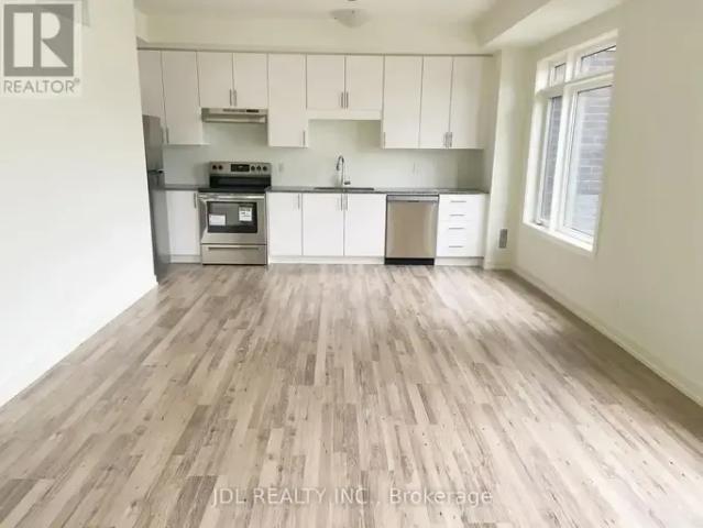 Townhouse for rent in Richmond Hill