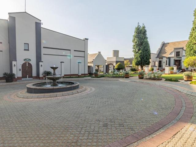 House for rent in Waterkloof, Gauteng