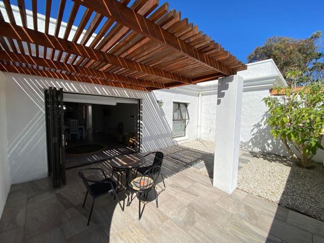 House for rent in Baardskeerdersbos, Western Cape