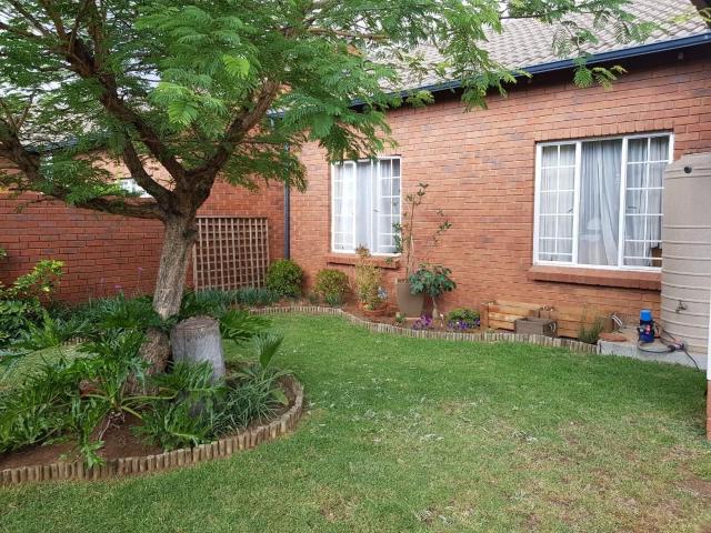 House for rent in Waterkloof, Gauteng