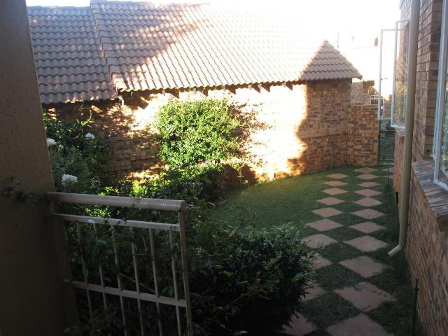 House for rent in Faerie Glen, Gauteng