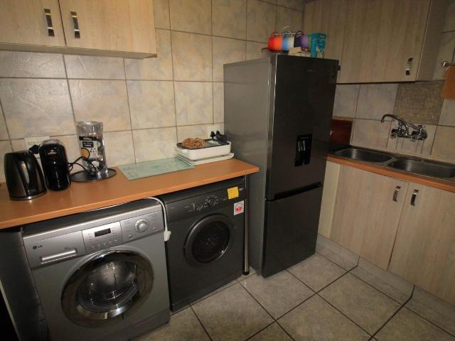 House for rent in Waterkloof, Gauteng