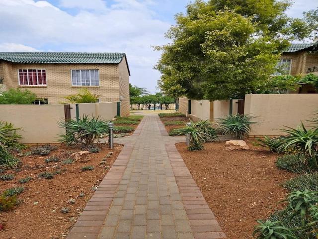 House for rent in Waterkloof, Gauteng