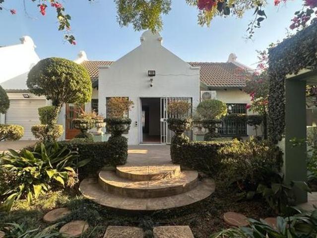 House for rent in Waterkloof, Gauteng