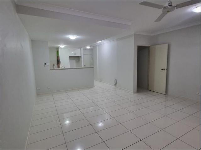 Townhouse for rent in Manunda, Cairns