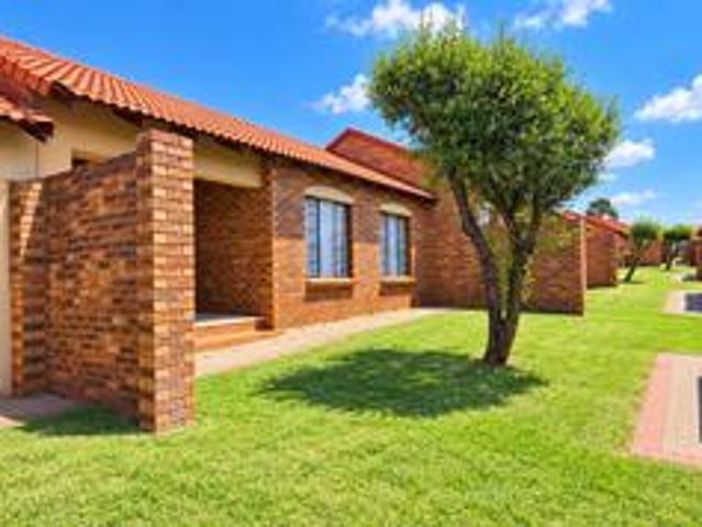 Townhouse for sale in Centurion, City of Tshwane Metropolitan Municipality
