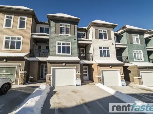 Townhouse for rent in Saint Albert, Alberta