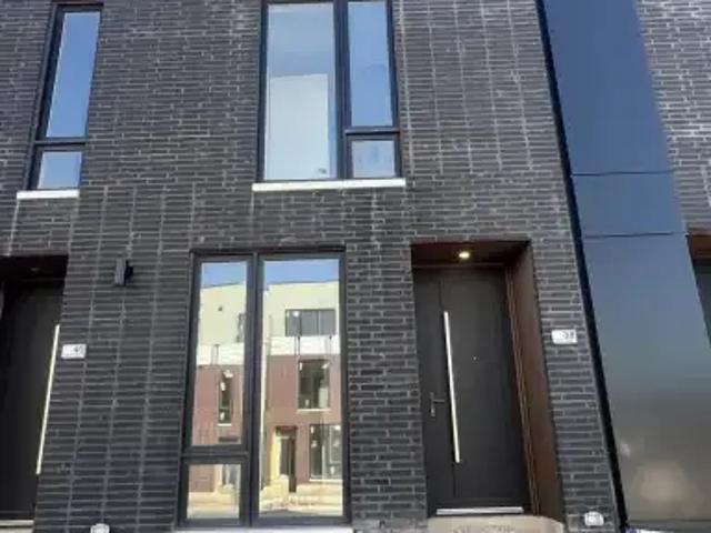 Townhouse for rent in Woburn, Ontario