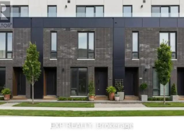 Townhouse for rent in Strathroy-caradoc, Ontario
