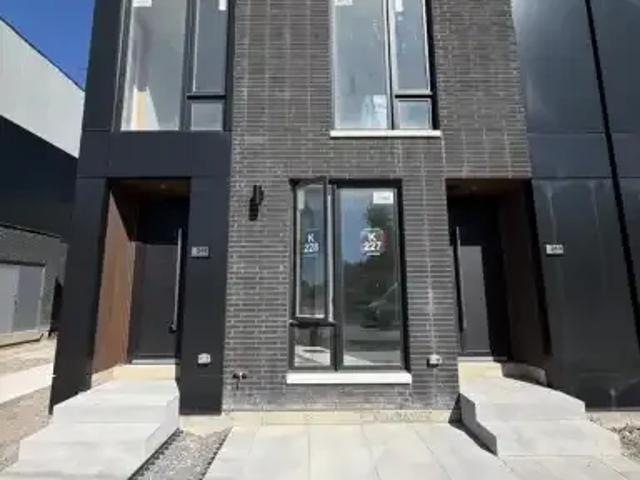 Townhouse for rent in Niagara, Ontario