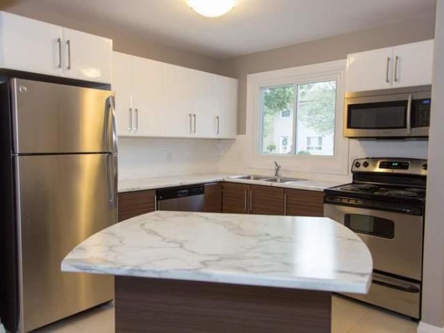 Townhouse for rent in Wanup, Ontario