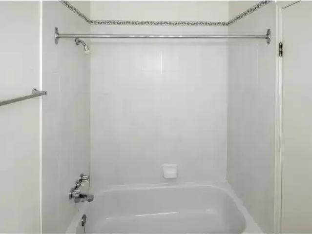 Townhouse for rent in Surrey, British Columbia