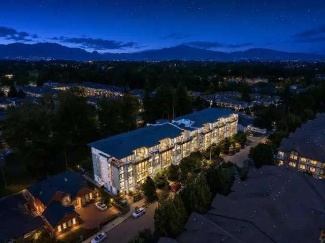 Townhouse for rent in Surrey, British Columbia