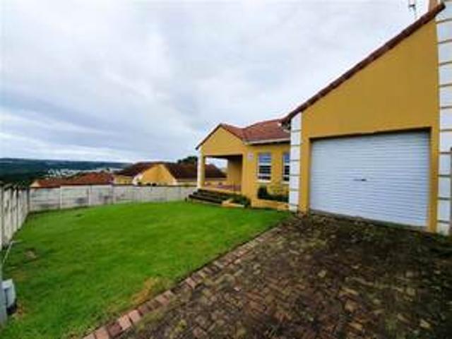 Townhouse for rent in East London, Eastern Cape