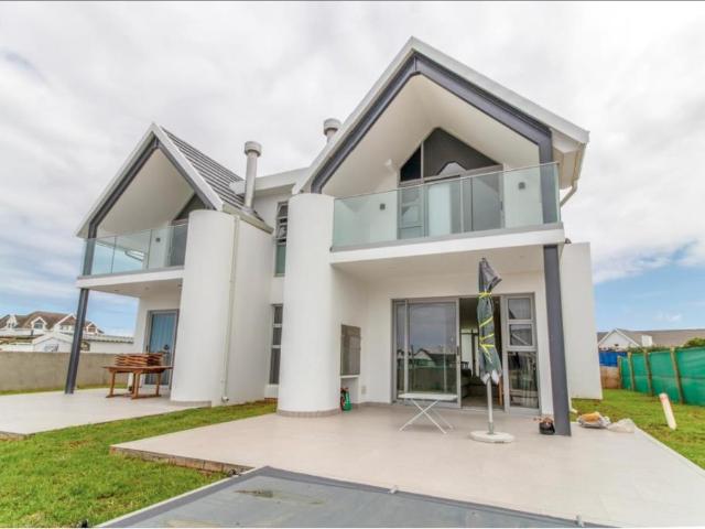 House for rent in Cape St Francis, Eastern Cape
