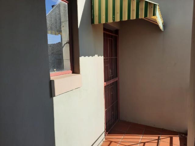 Townhouse for rent in Randhart, Alberton
