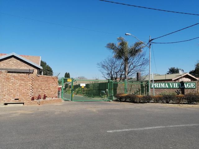 House for rent in Waterkloof, Gauteng