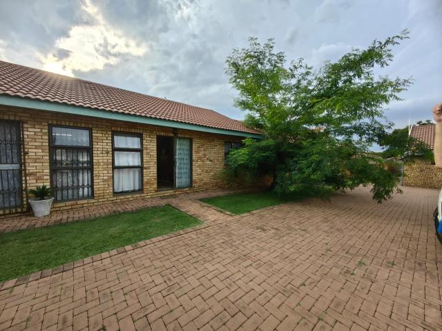 House for rent in Oranjeville, Free State