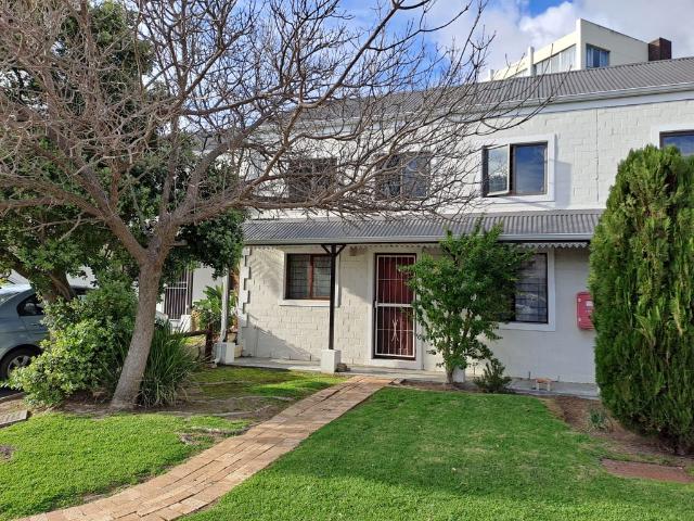 House for rent in Strand, Western Cape