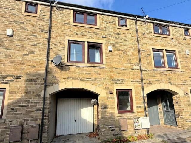 House for rent in Bailiff Bridge, Calderdale