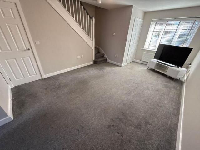 Townhouse for rent in Nether Alderley