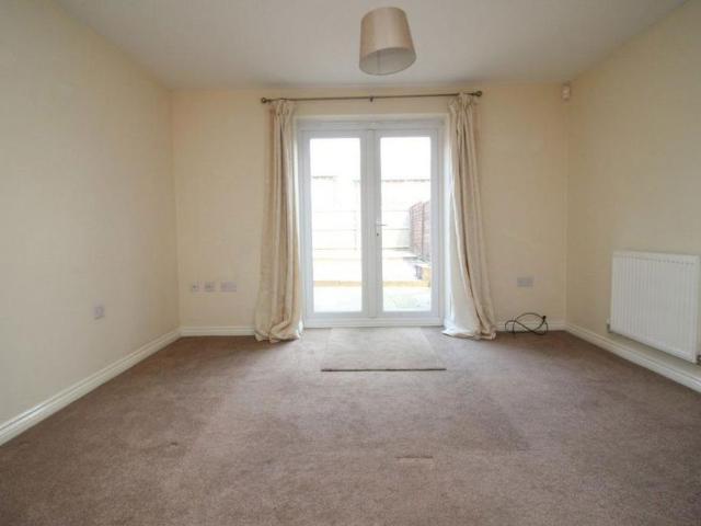 Townhouse for rent in Gathurst, Wigan