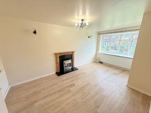 Townhouse for rent in Woodthorpe, Gedling
