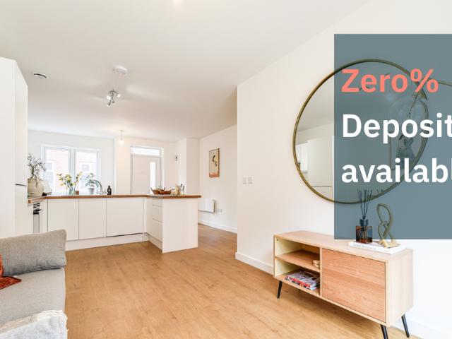 Townhouse for rent in The Haulgh, Lee Bank