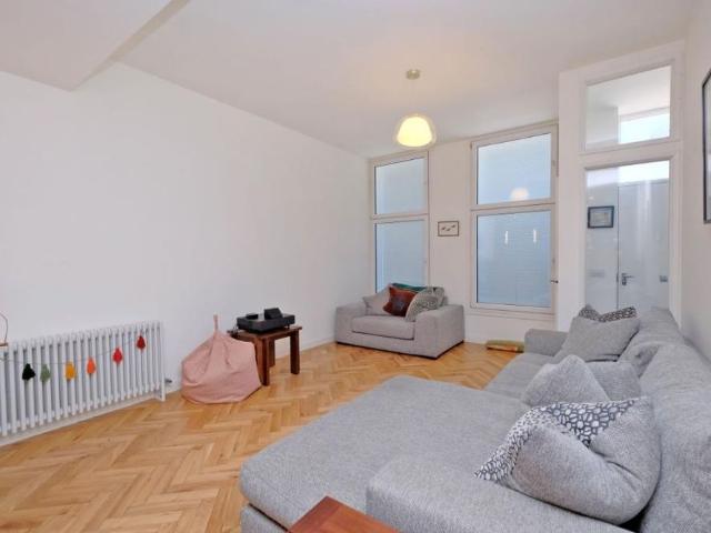 Townhouse for rent in City Centre, Ballindoch