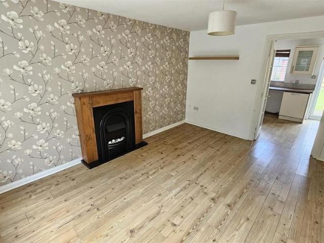 Townhouse for rent in Barton In Fabis, East Midlands