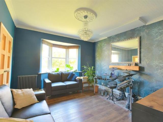 Townhouse for rent in Holgate, High Field