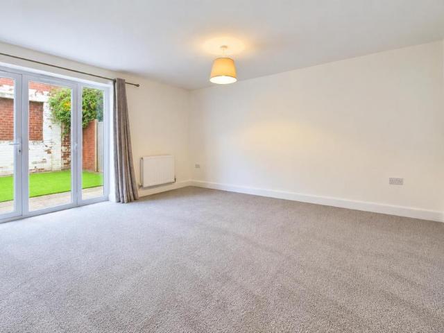 Townhouse for rent in Compton, Derbyshire Dales
