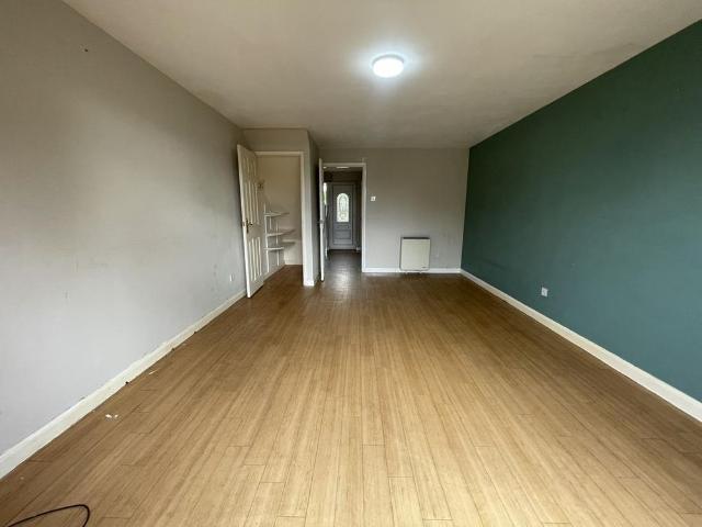 Townhouse for rent in Sutton in Ashfield, Ashfield