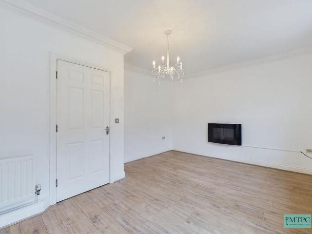 Townhouse for rent in High Field, Isle Of Man