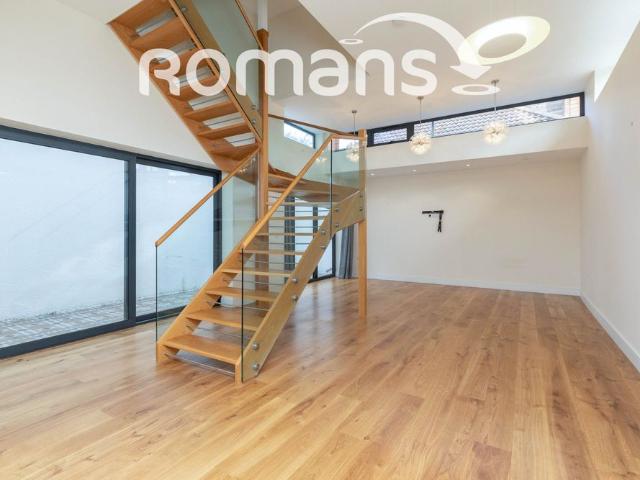 Townhouse for rent in Hotwells, Feckenham