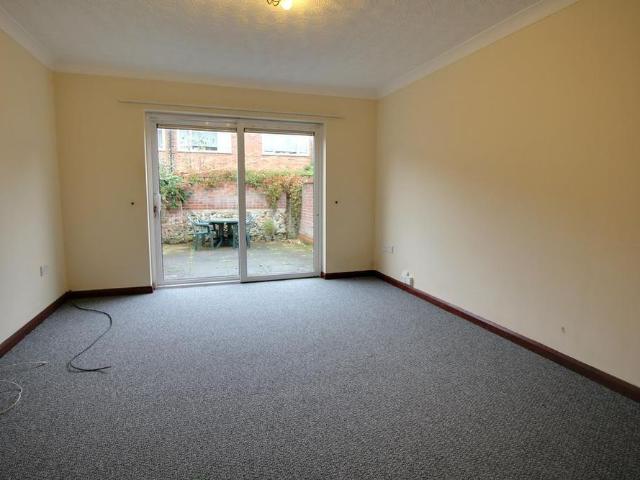 Townhouse for rent in Heigham Grove, East Bank
