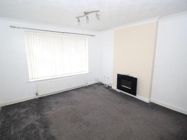 Townhouse for rent in West Shield Row Villas, Stanley